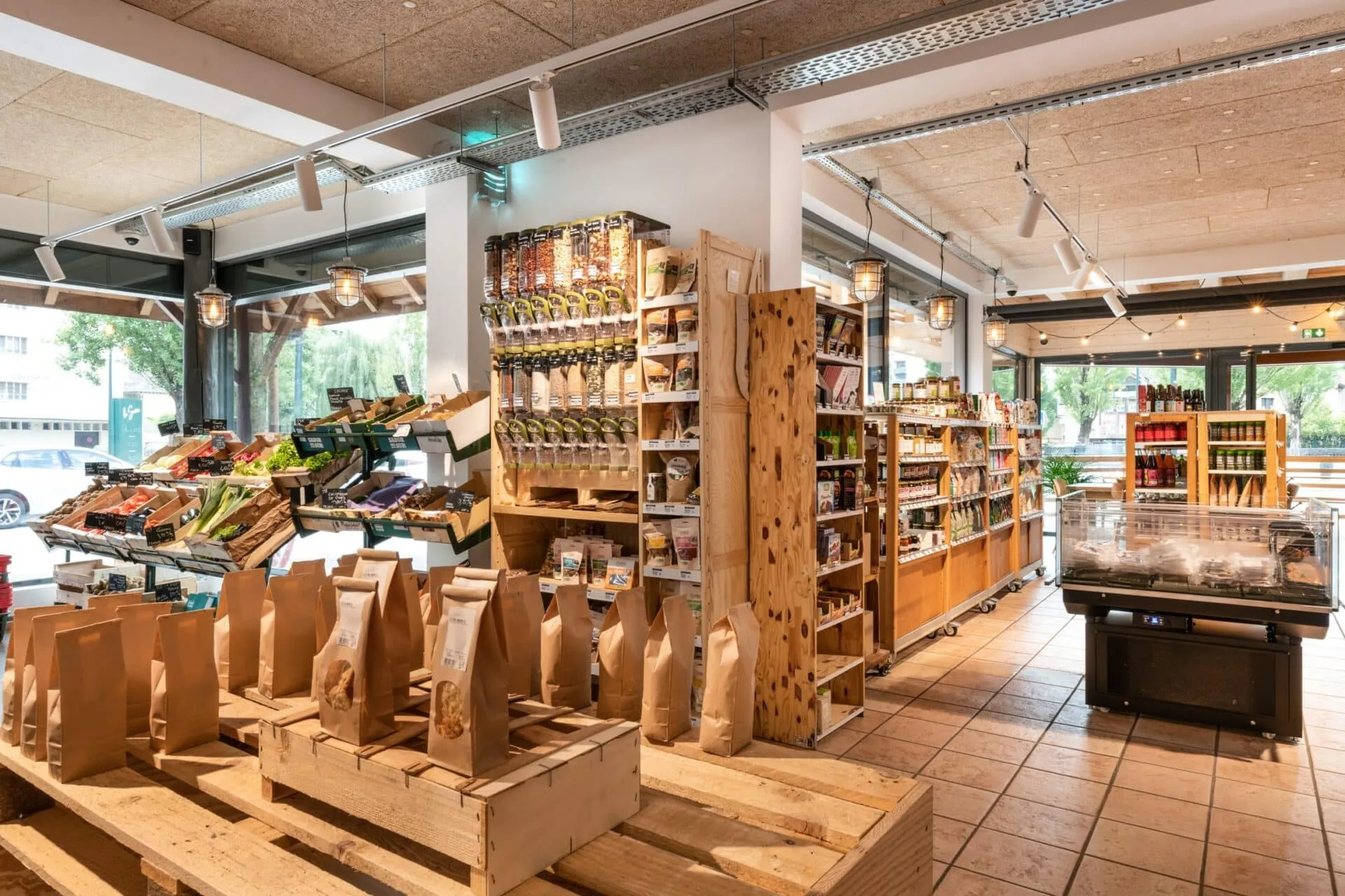 La Source — boulangerie, primeur & épicerie — vue 3